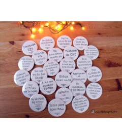 SÚPER PACK 100 CHAPAS PARA BODAS 38mm "B & N" + CAJA DE REGALO