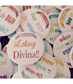 SÚPER PACK 100 CHAPAS PARA BODAS 59mm "FRASES DIVERTIDAS"