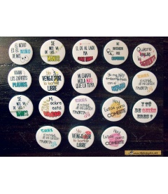 PACK 70 CHAPAS PARA BODAS 38mm "FRASES CON DIBUJOS DIVERTIDOS"